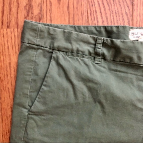 Nili Lotan East Hampton Pants Green Cameo Frayed Hem Women’s Size 10 - Picture 5 of 12